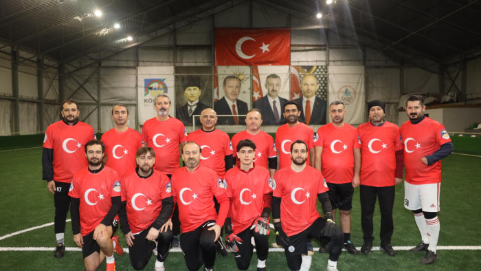 Körfez’de meclis üyeleri halı sahada buluştu